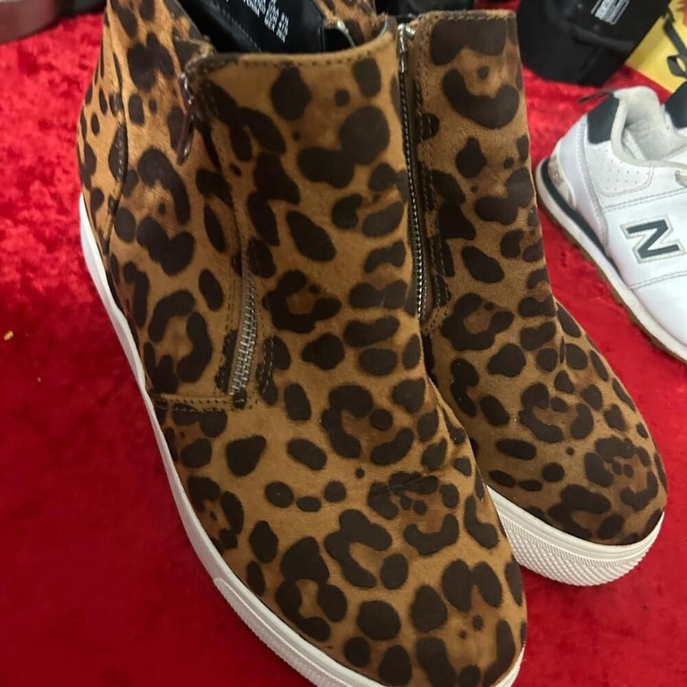 Unbranded Women's Brown and Black Boots